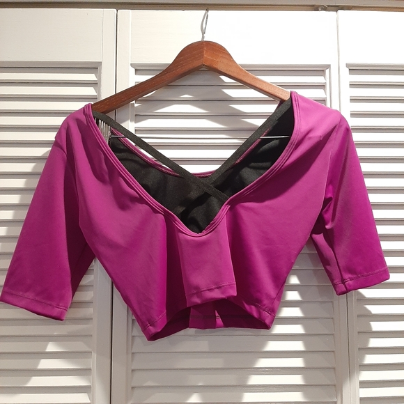ONZIE Strappy Crop Top size S/M - Picture 1 of 6